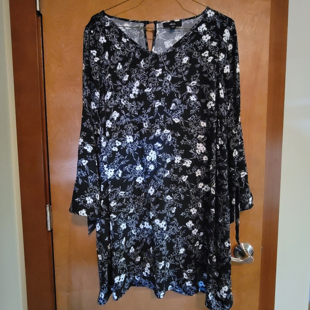 Black and White Floral Print Dress